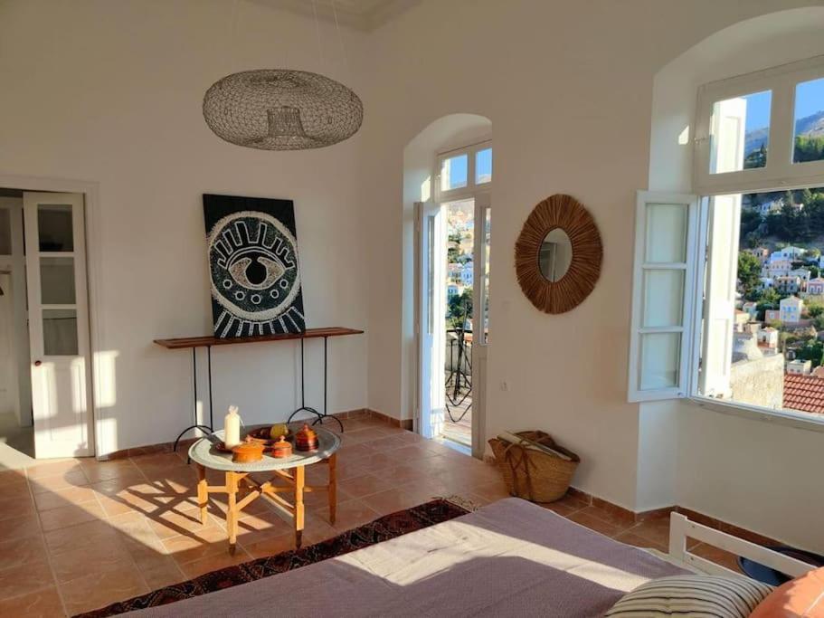 Maison Avec Terrasses Et Vues ซีมี ภายนอก รูปภาพ